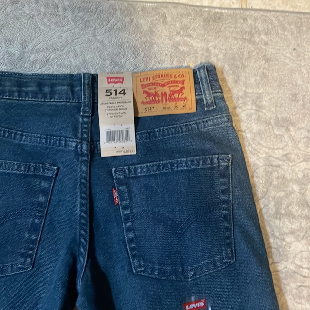Levis 514